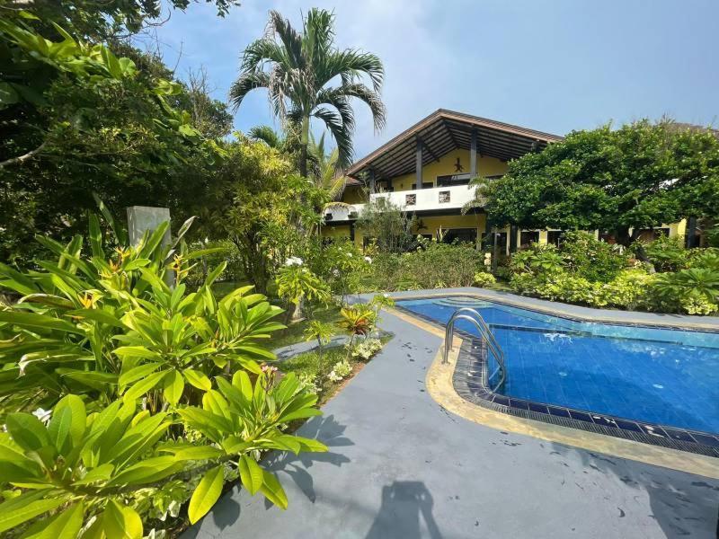 Solomon Beach Hotel Marawila Exterior foto