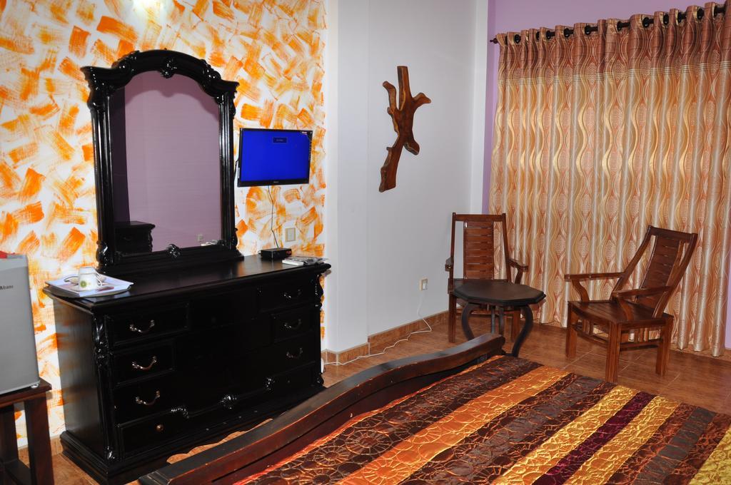 Solomon Beach Hotel Marawila Quarto foto